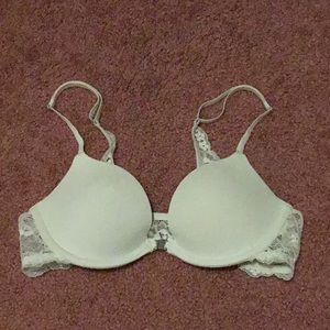 Gilly Hicks Push Up Bra